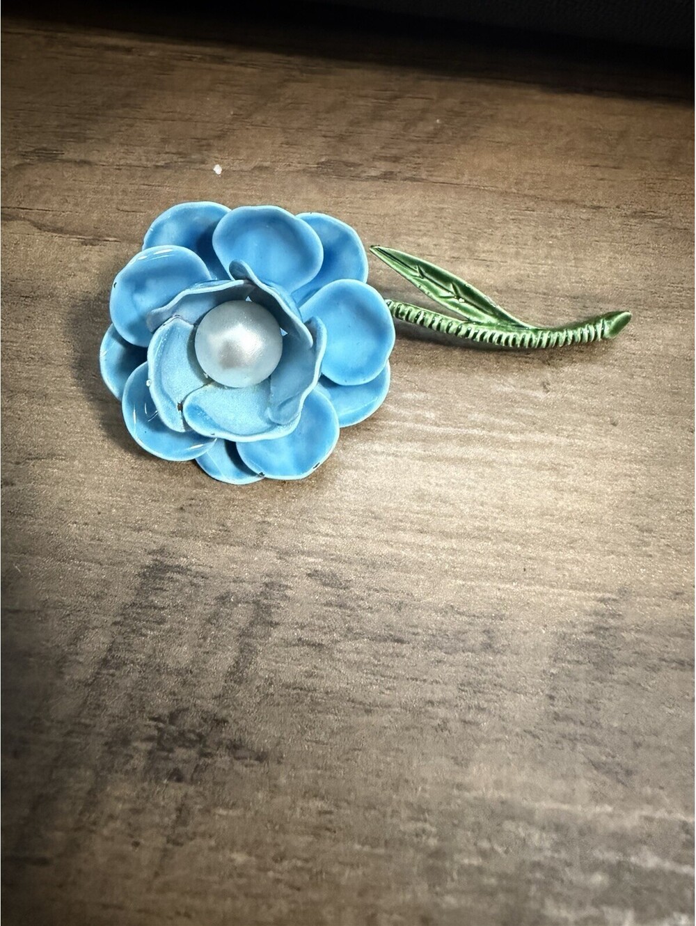 Vintage Teal Blue Enamel Flower Power Brooch Faux Pearl Center Green Stem
